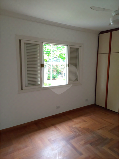 Foto REO1133690