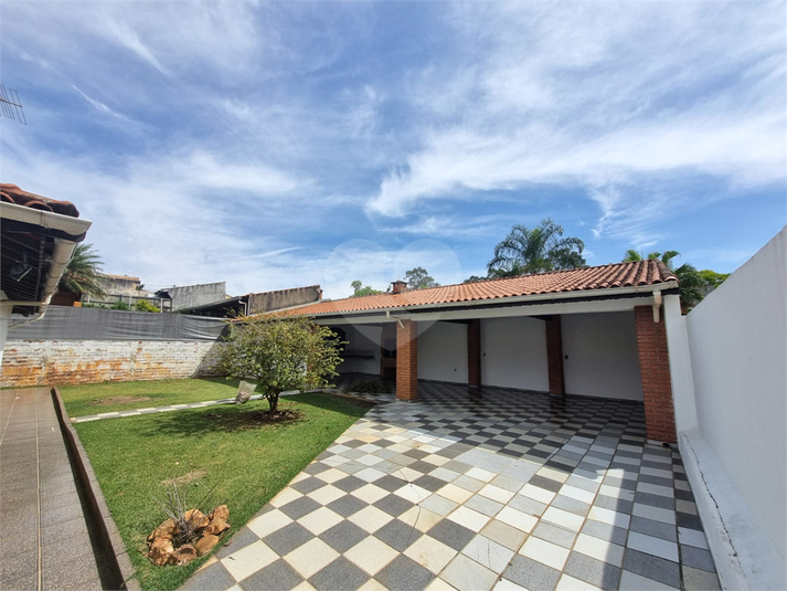 Foto REO1133717