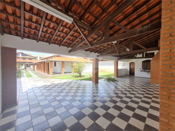Foto REO1133717