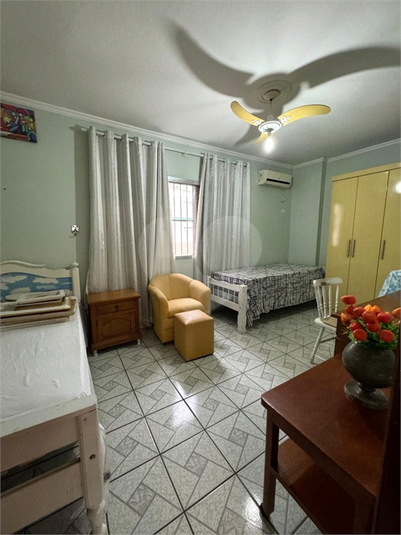 Foto REO1133729