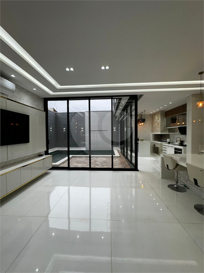 Foto REO1133739