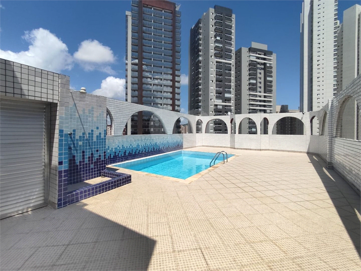 Foto REO1133741