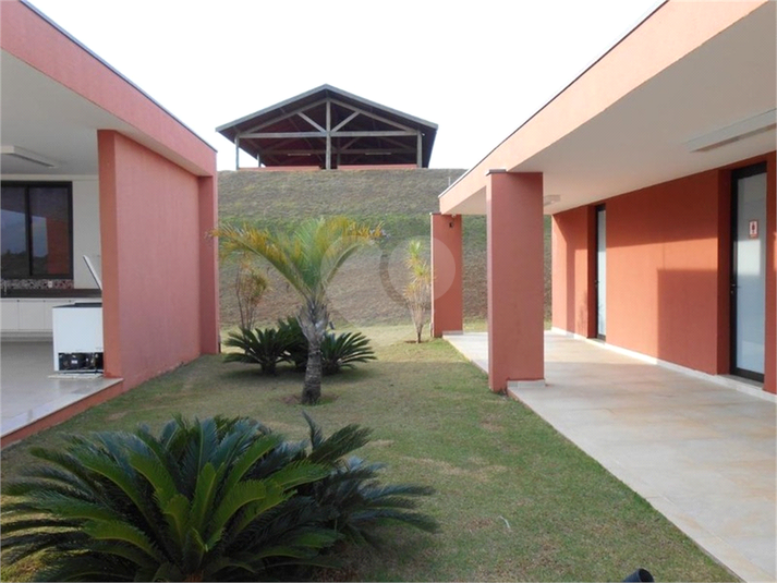 Foto REO1133766