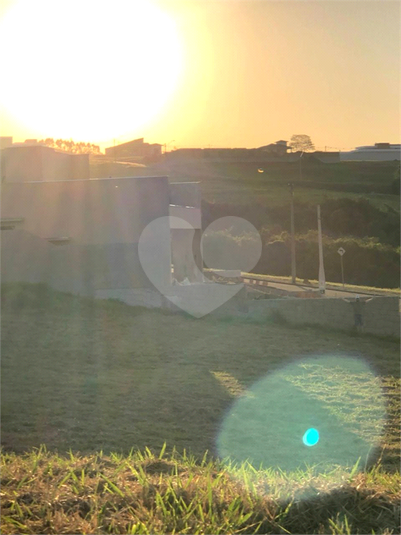 Foto REO1133766