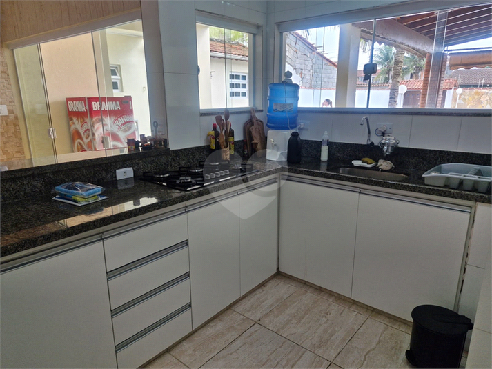 Foto REO1133791
