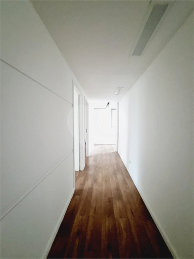 Foto REO1133802
