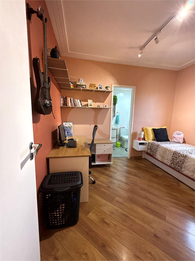 Foto REO1133808