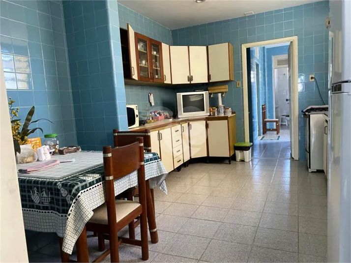 Foto REO1133821