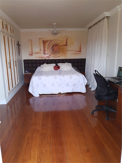 Foto REO1133861