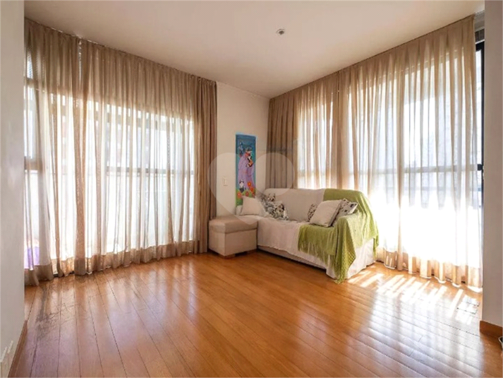 Foto REO1133878