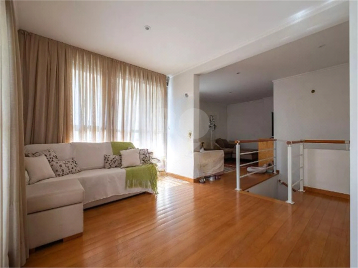 Foto REO1133878