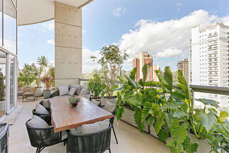 Foto REO1133886