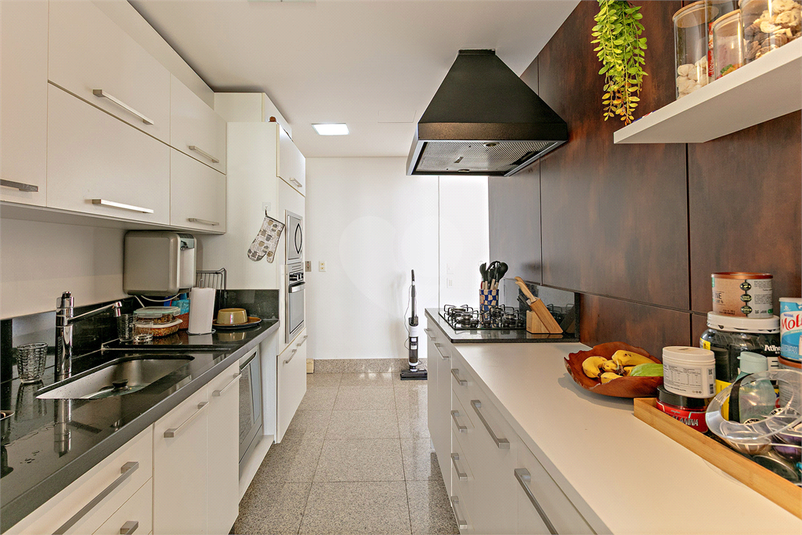 Foto REO1133886