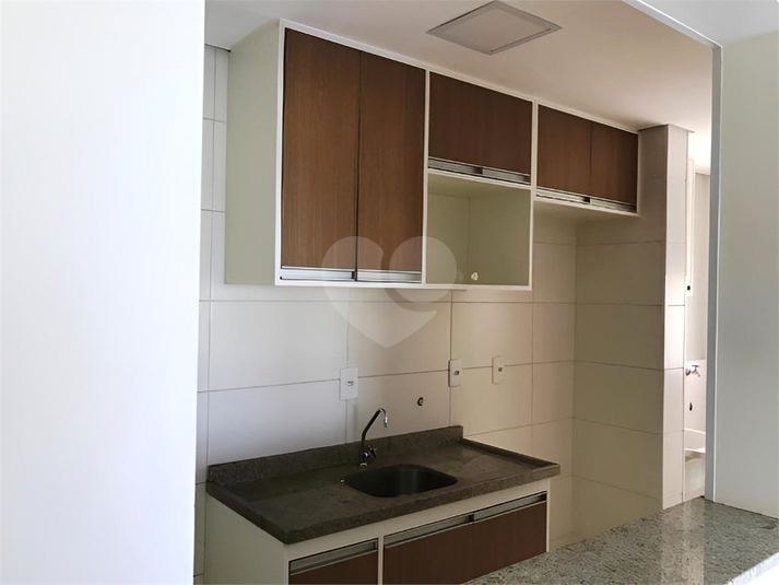 Foto REO1133887