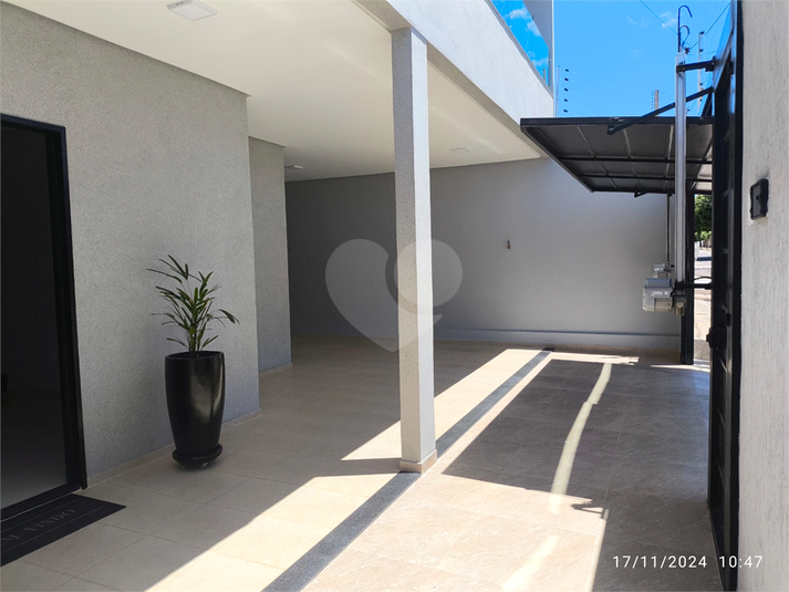 Foto REO1133907