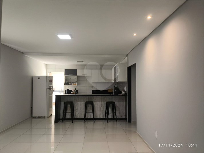 Foto REO1133907