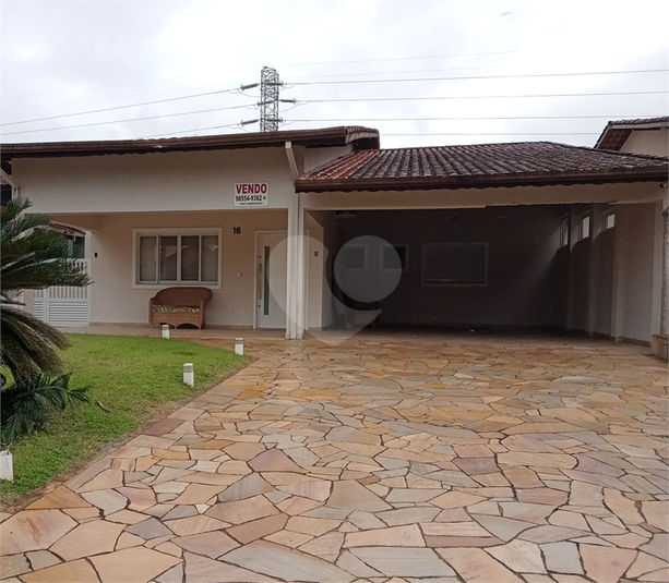 Foto REO1133959