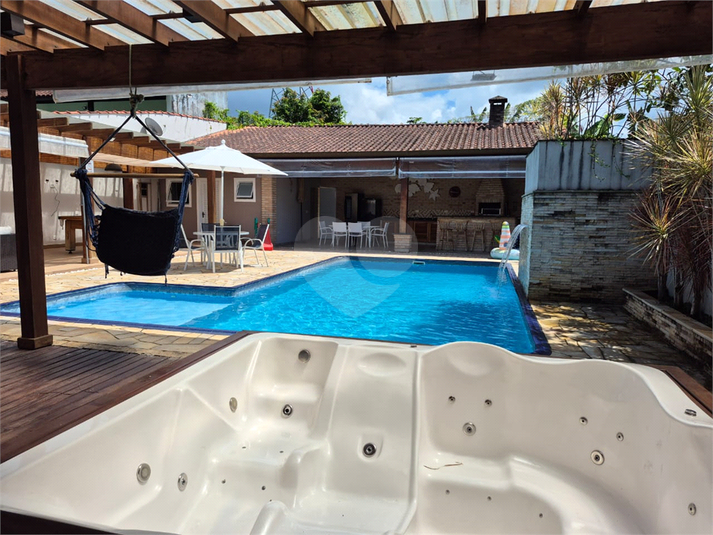 Foto REO1133959