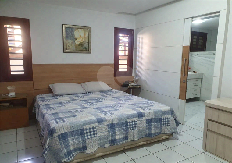 Foto REO1134140