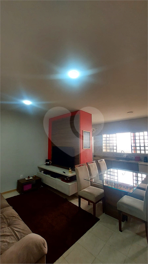 Foto REO1134230