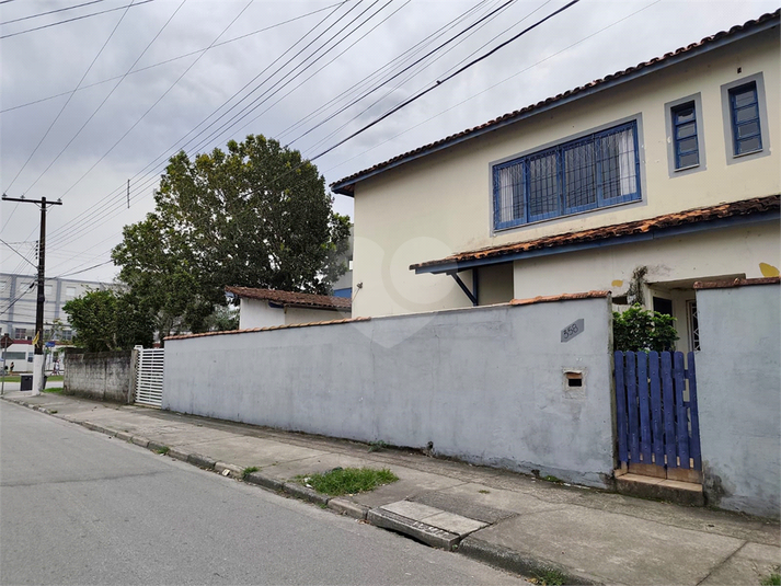 Foto REO1134275