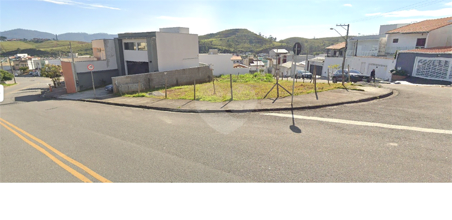 Foto REO1134331