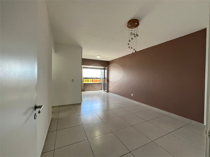 Foto REO1134333
