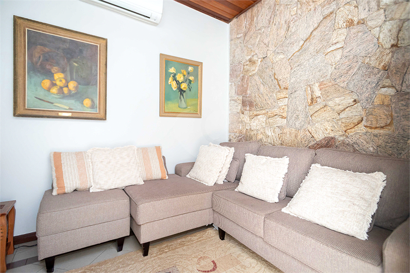 Foto REO1134428