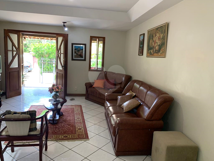 Foto REO1134451