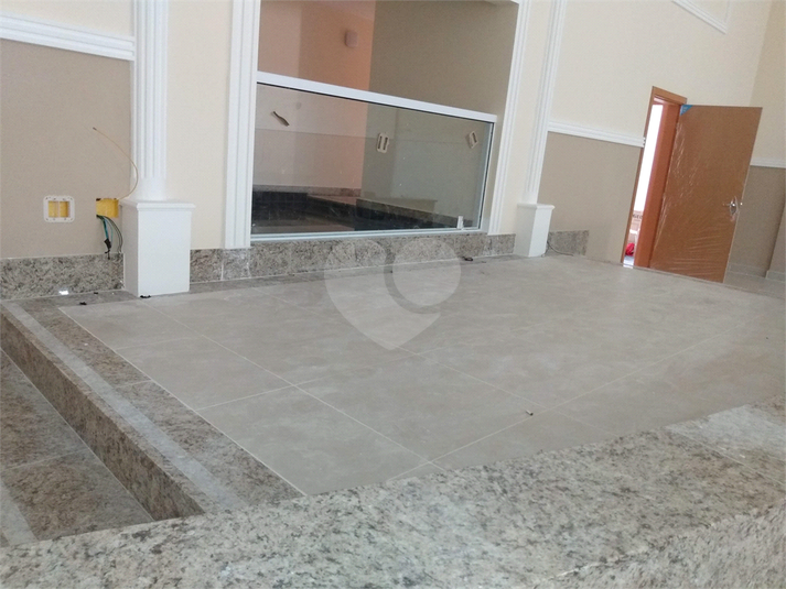 Foto REO1134488