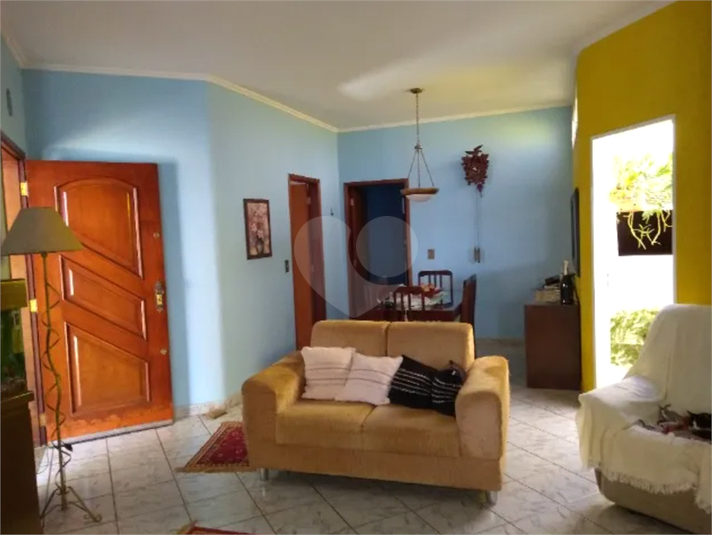 Foto REO1134498