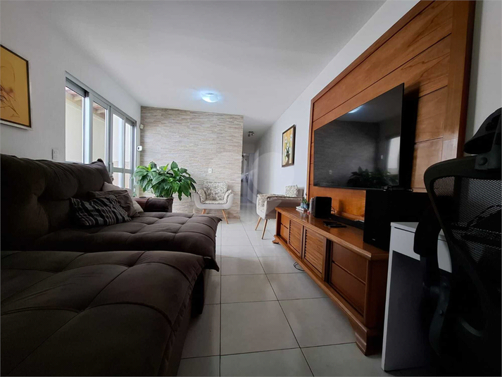Foto REO1134559