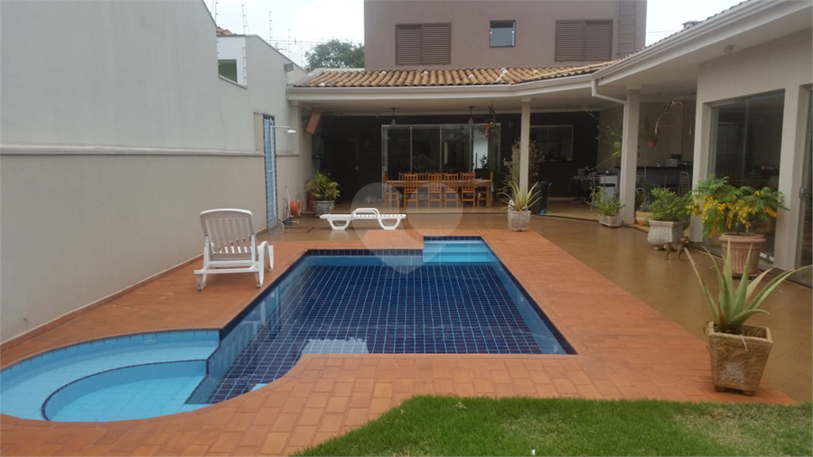 Foto REO1134565