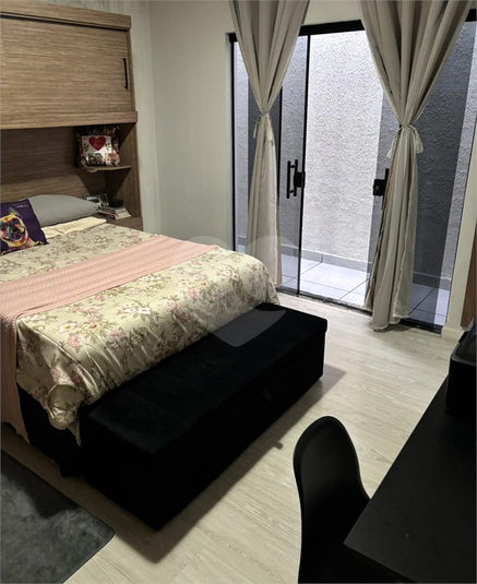 Foto REO1134576