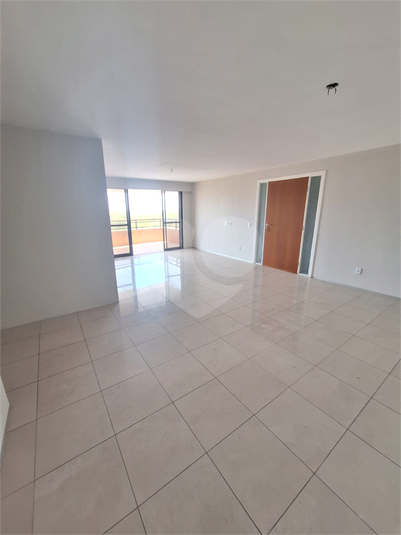 Foto REO1134661