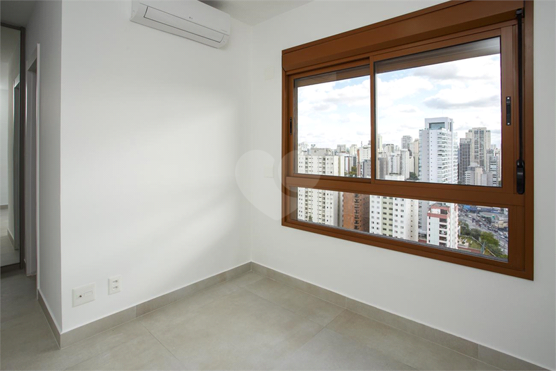 Foto REO1134756