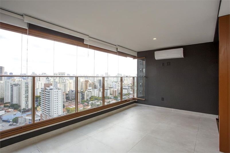 Foto REO1134756