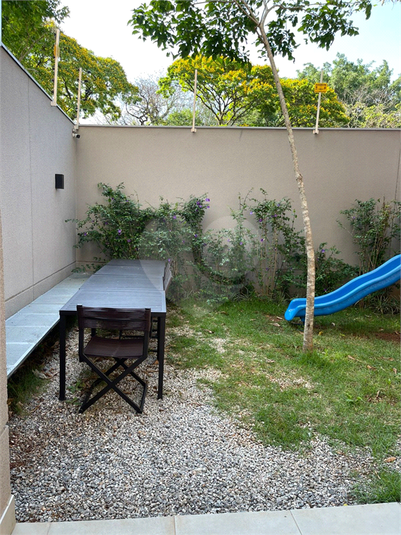 Foto REO1134761