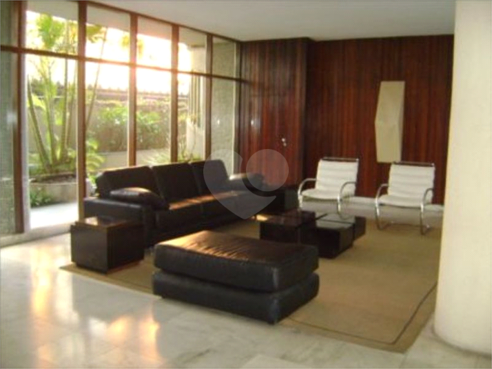 Foto REO1134768