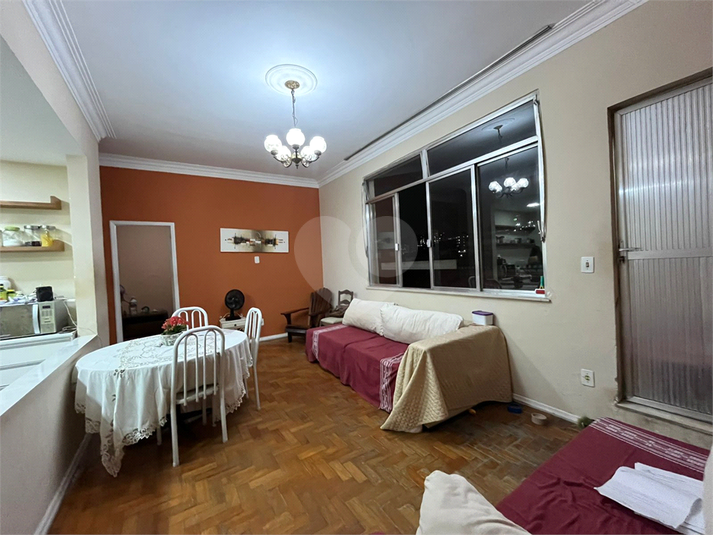 Foto REO1134777