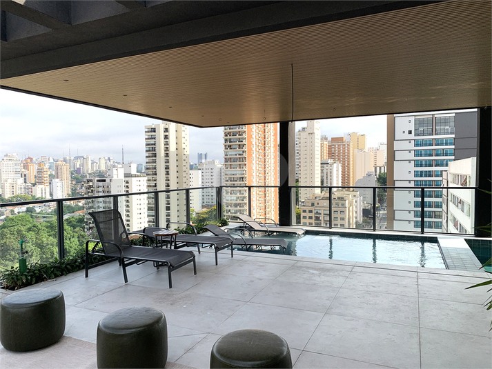 Foto REO1134806