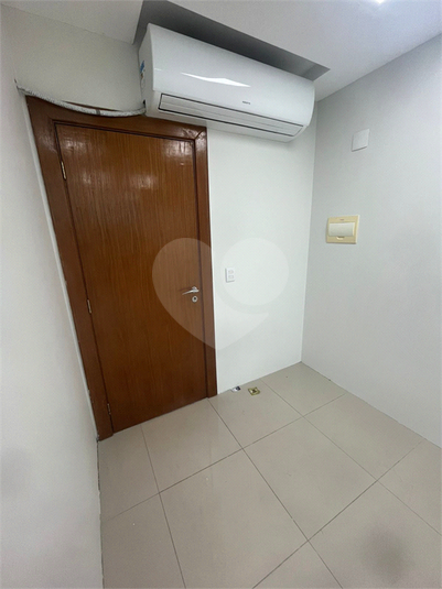 Foto REO1134867