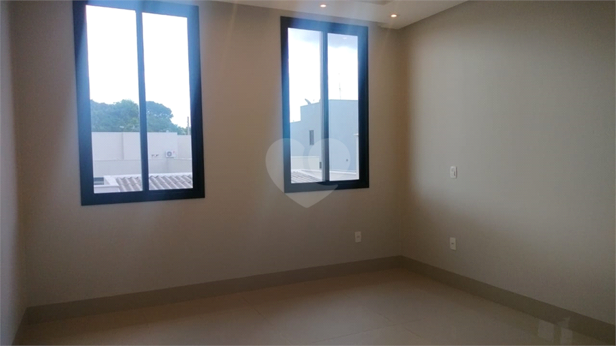 Foto REO1134884