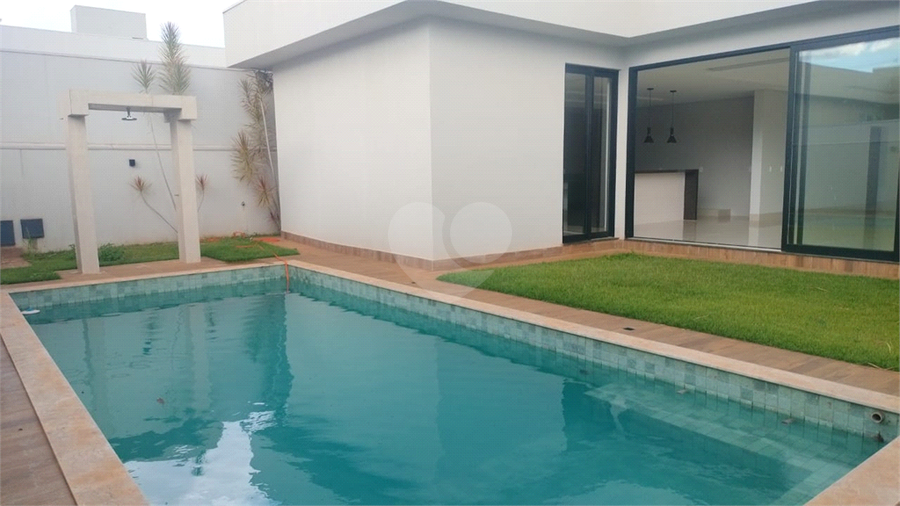Foto REO1134884