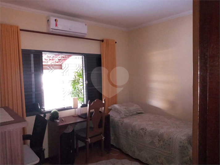 Foto REO1134885