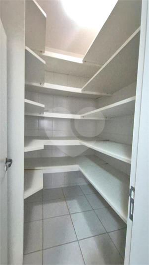 Foto REO1134888