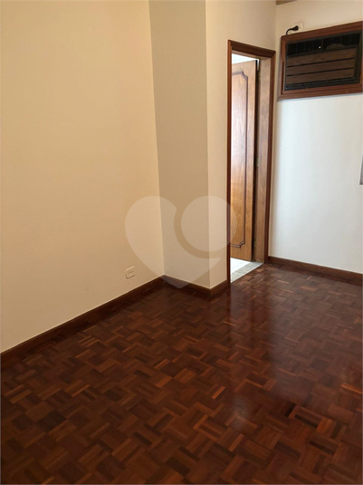 Foto REO1134907
