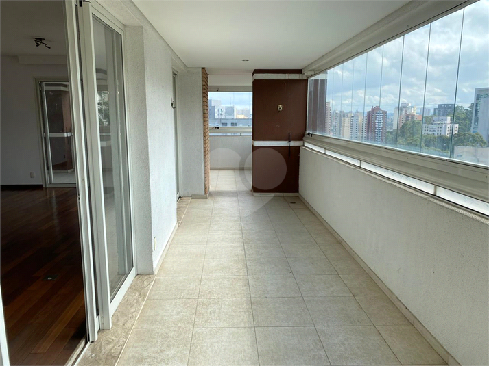 Foto REO1134927
