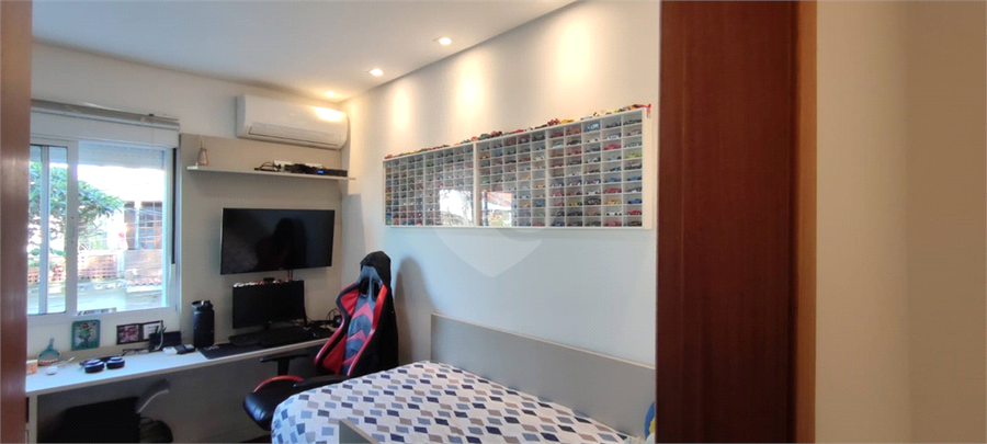 Foto REO1134998