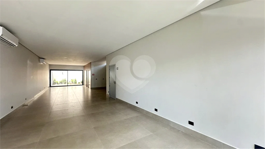 Foto REO1135017